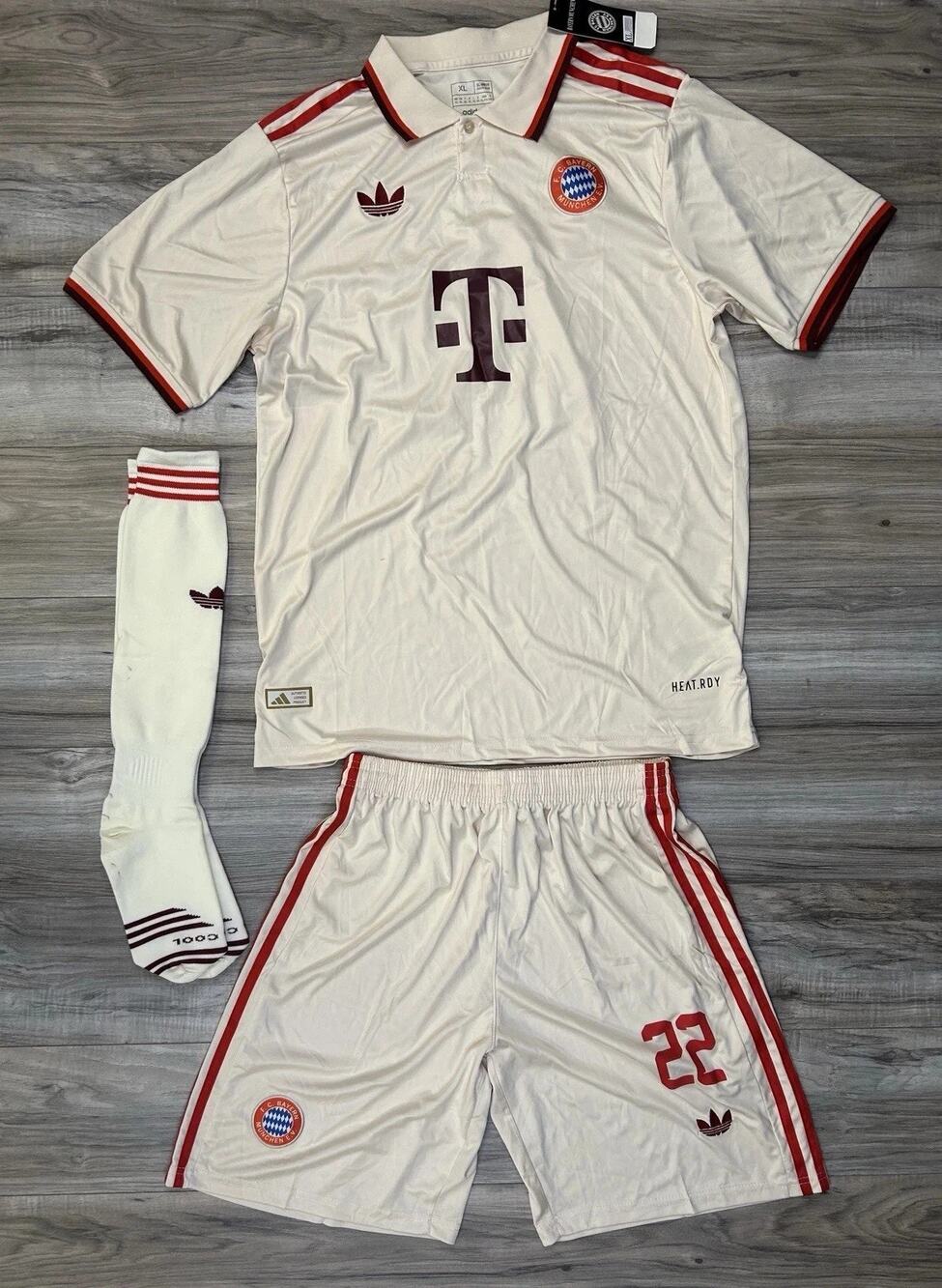 adidas FC Bayern Munich 24/25 Authentic Jersey Red Mens Size XL IZ3131 NEW